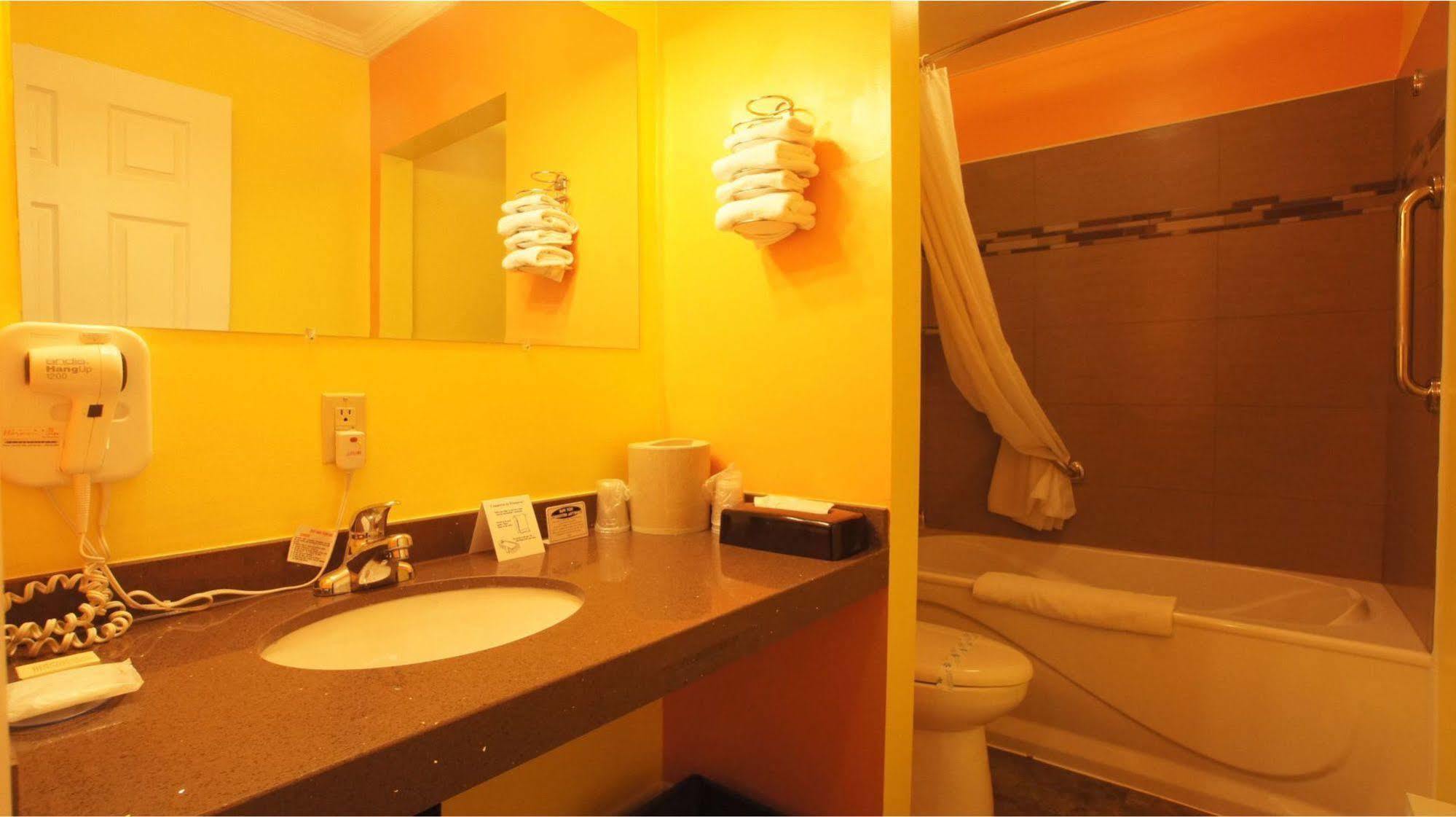 Harmony Inn Goderich Luaran gambar